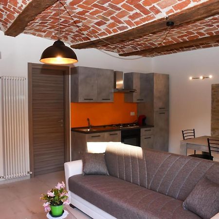 L'Acino Apartamento Canelli Exterior foto