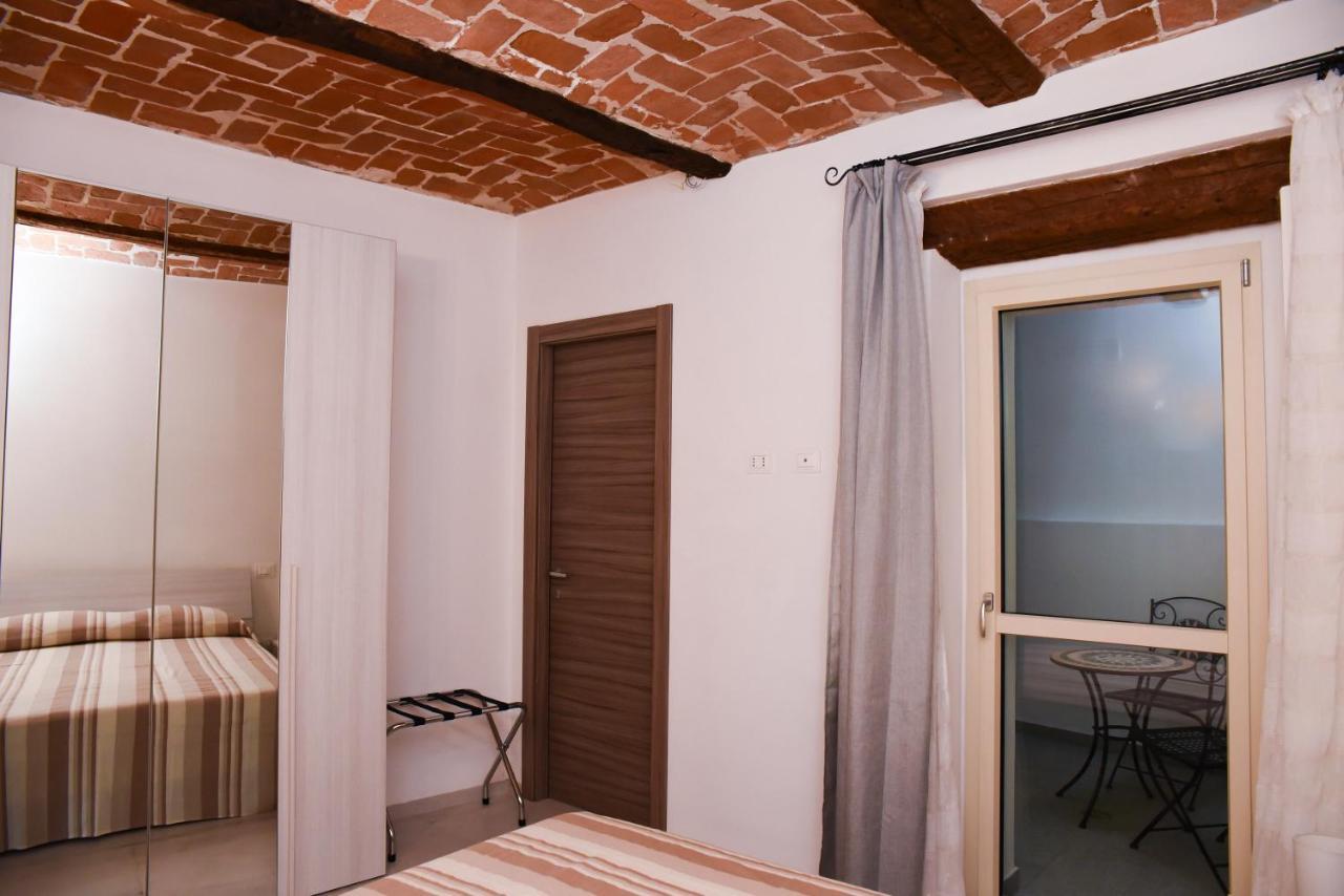 L'Acino Apartamento Canelli Exterior foto